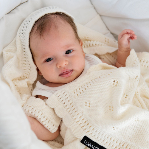 Choosing the Right Baby Blanket for Every Season The Baby Den