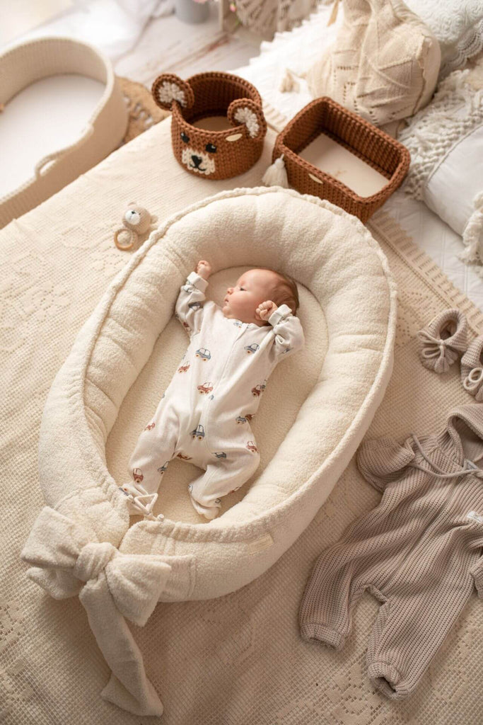 Baby nest for outlet pram