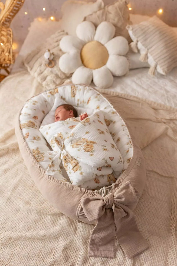 Newborn Baby Swaddle Blanket - 100% Muslin Cotton - Bunnies in Daisies